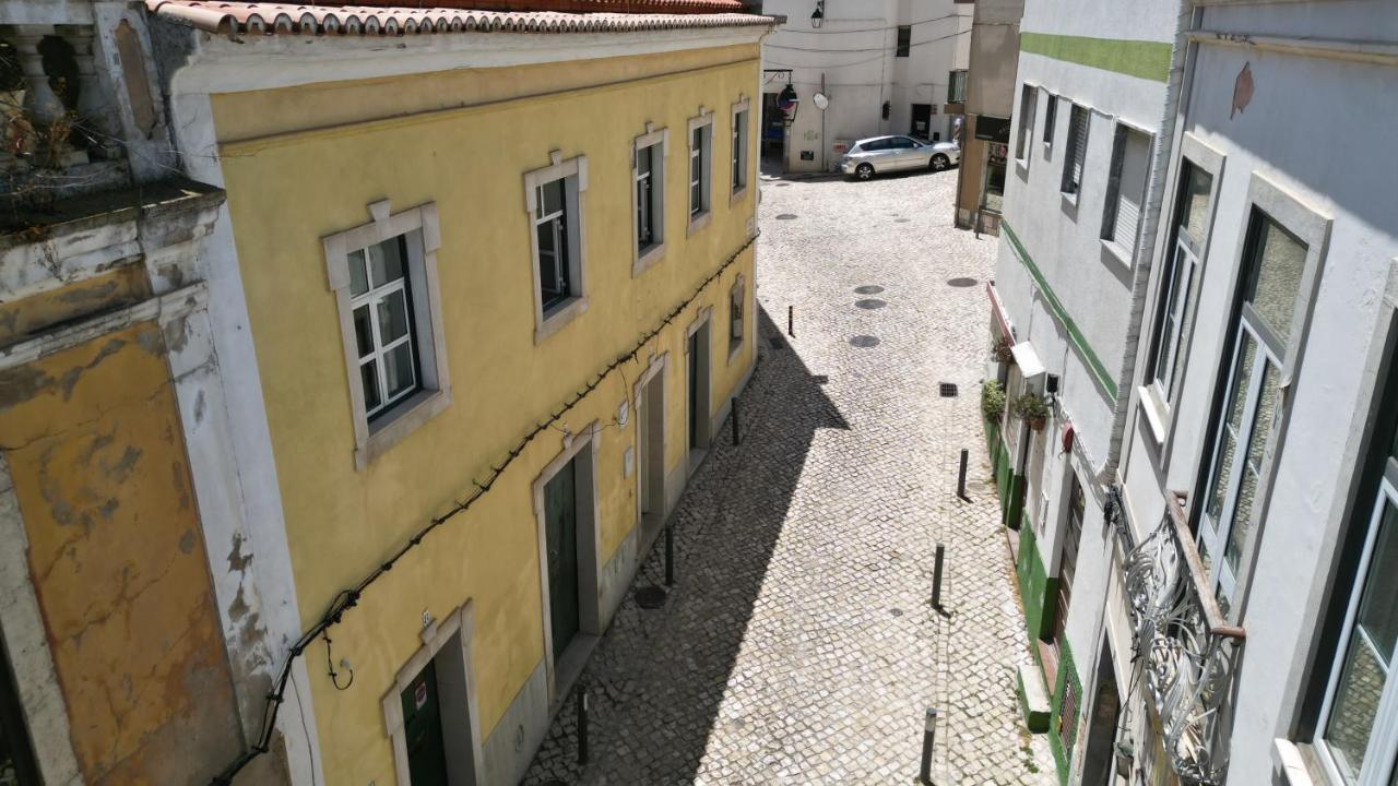 The Yellow House Portimao Exterior photo